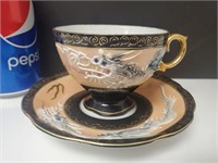 Tasse à thé et soucoupe Shaffara décorées à la