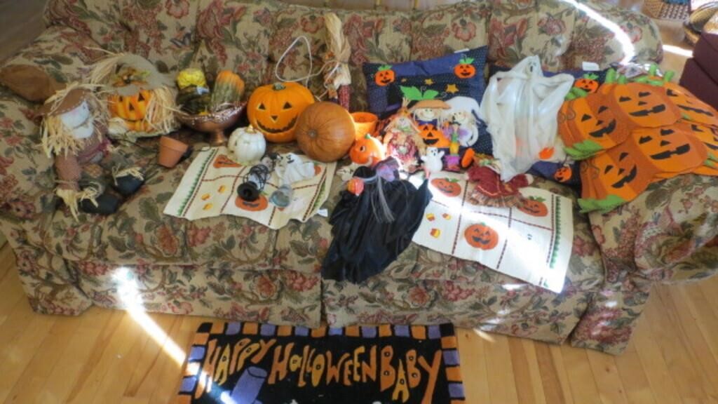 Large lot of Halloween Décor Items