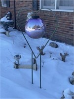 Gazing Ball in Heart Frame Lawn Décor & 2 Deer