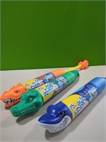 3 Mighty Splashers Water Shooters Pull Tail out
