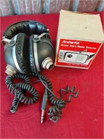 VINTAGE PIONEER HEADSET & RADAR DETECTOR