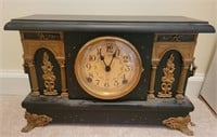 Antique clock. Unknown working condition.