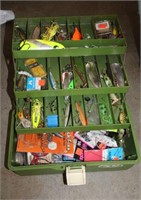TACKLE BOX WITH BAITS