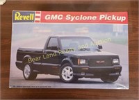 Revell GMC syclone pickup model car