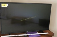 LG 43" Flatscreen TV with Remote
