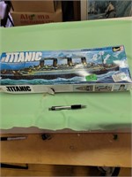 Titantic model kit