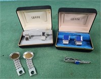3 pairs of vintage Cuff links and tie clip