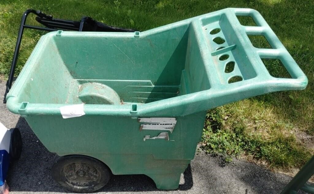 Heavy Resin Garden Cart With Tool Holder