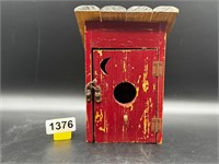 9" wooden birdhouse outhouse