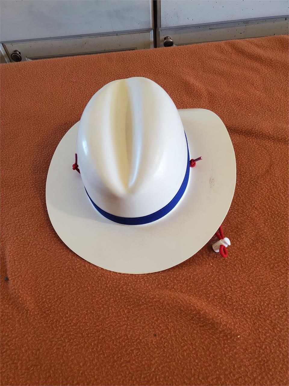 1 Plastic Cowboy Hat