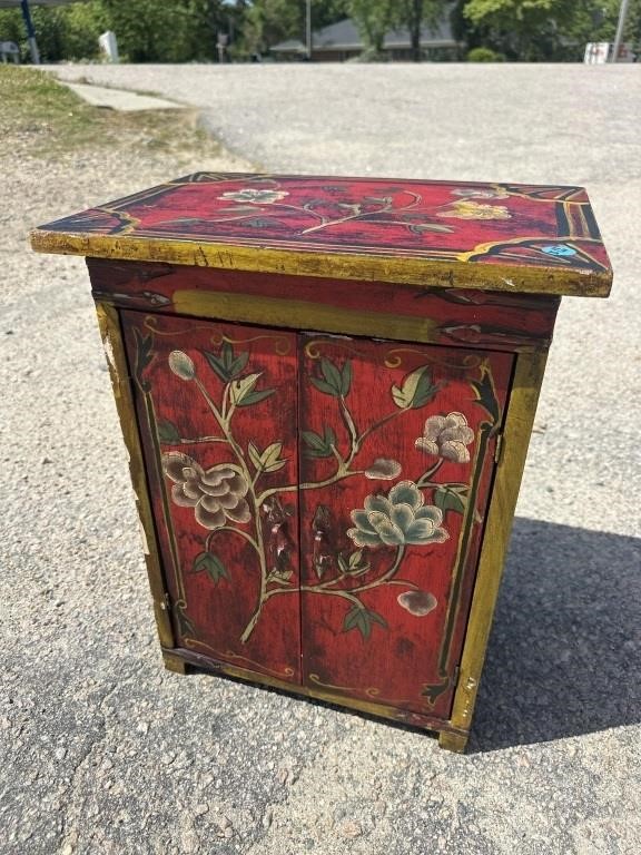 SMALL PAINT DECORATED TABLE TOP 2 DOOR CABINET