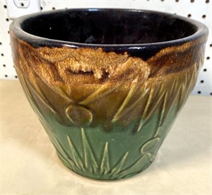 8" pottery vase