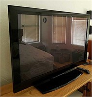 Emerson 42 inch flat screen TV