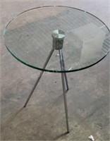 Modern Triplet Glass Table w/Chrome Legs