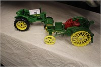 SET OF 2 DIE CAST JOHN DEERE TRACTORS