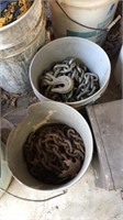 2 BUCKETS OF LOG CHAINS