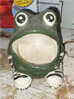 Vintage Art Pottery Frog w/Sneakers Sponge Keeper