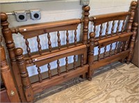 Pine King Size Bed (W/ Rails)