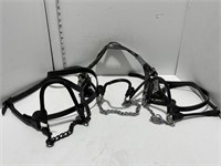 Lot: show halters