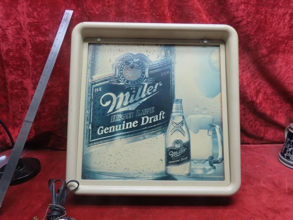 Lighted Miller Genuine draft beer sign. Works.