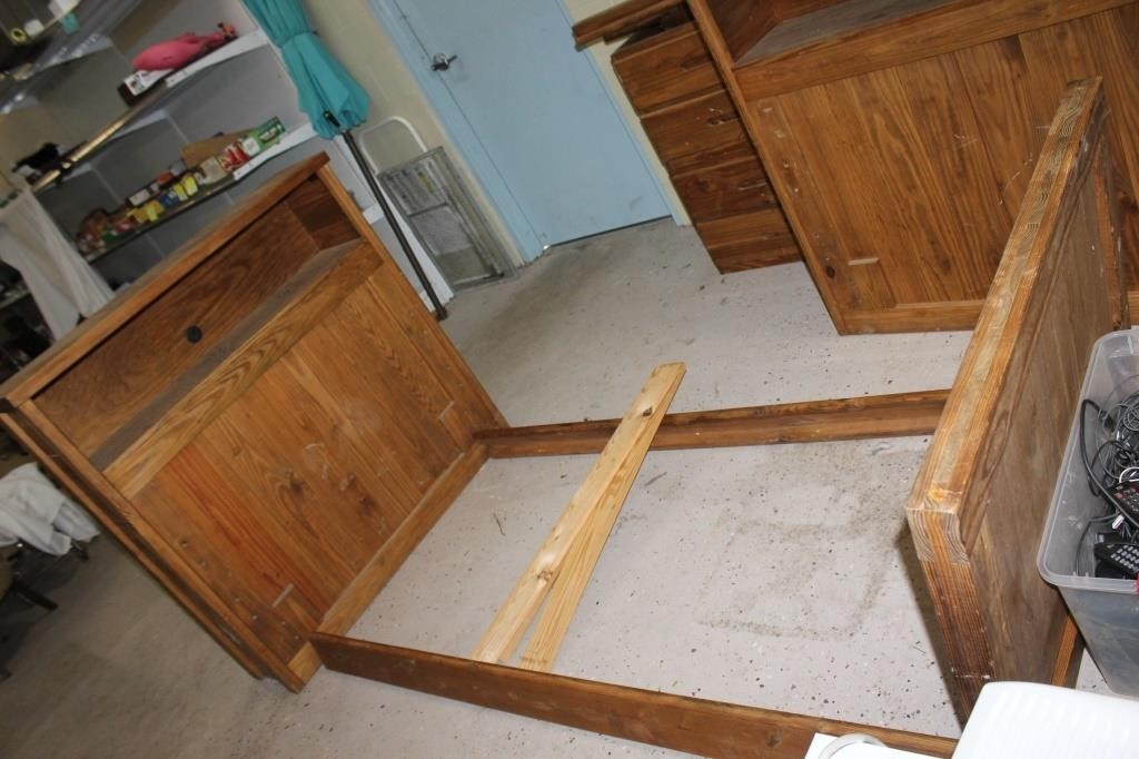 Barndoor Furniture Twin Bed
