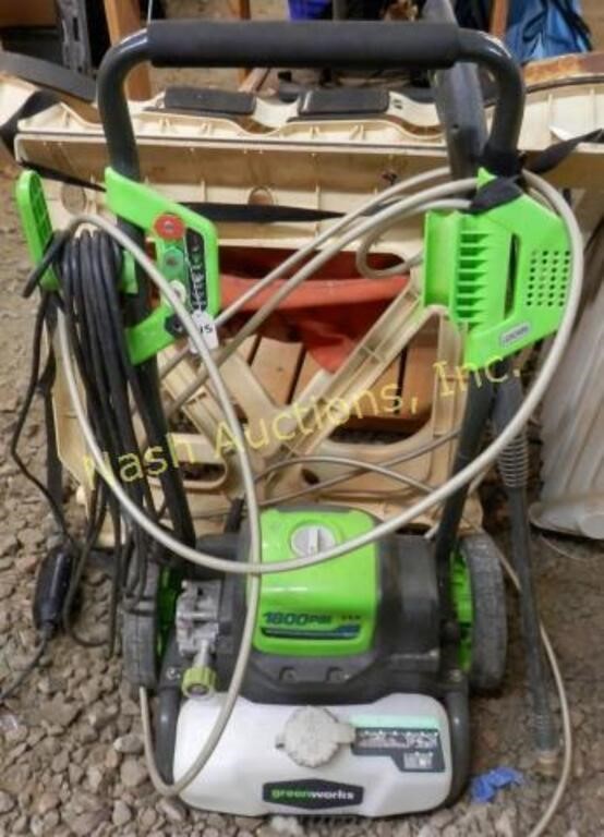 electric pressure washer by Greenworks