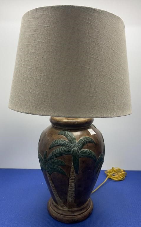 Palm Tree Table Lamp with Shade ( small crack on