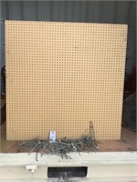 Peg Board (4' x 4') w/ metal Pegs