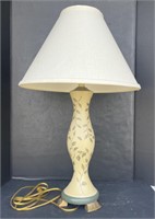 (J) Vintage White Table Lamp With Green Leaf