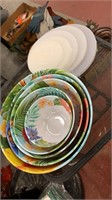 5 piece plastic bowl set with lids