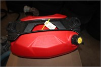 Linq Fuel Tank, red