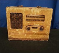 Vintage Majestic Radio