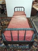 EARLY JENNY LIND SPOOL BED