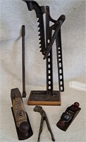 ANTIQUE VEHICLE JACK PAIR OF WOOD HAND PLANERS LOT