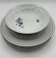 Bareuther Waldsassen dinner plates & Bowls
