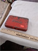 Small vintage Snap-on socket box