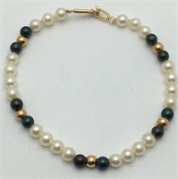 Pearl Beaded Bracelet W 350 Clasp