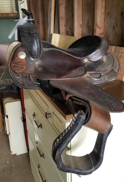 Diamond Quarter horse saddle, 15" seat