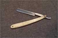 Antique Rich Vitting 28 Straight Razor