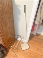 WIRE MAGAZINE RACK AND BISSEL STATIC BROOM