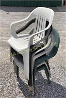 (5) plastic lawn chairs