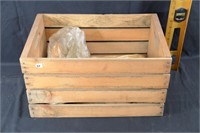 CRATE WITH ROPES