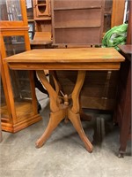 Wood side table 28x20