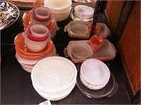 18 pieces of Fire-King, mostly bowls including