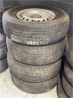 4 x Tyres and Rims 255/70R