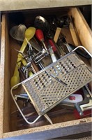 Kitchen Gadgets, Contents of Kitchen Drawer