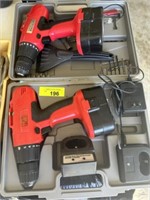Cordless drills, batteries & charger