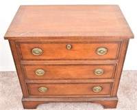 Traditional Style 3 Drawer Dresser with Brass