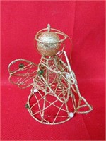 Avon Elegant Wire Ornament