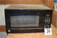 GE Microwave (24x14" T)